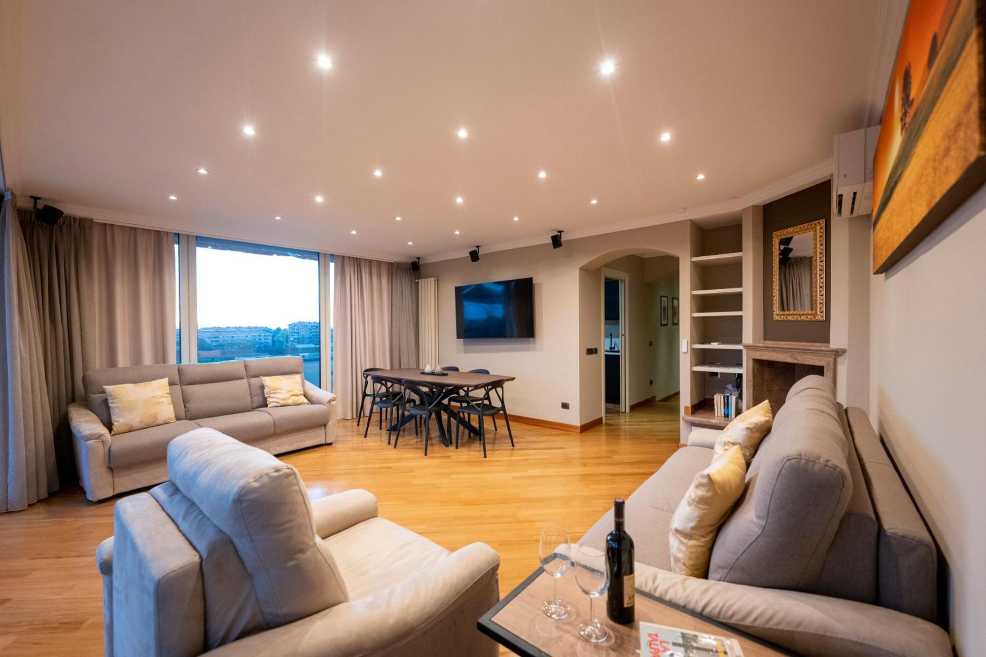 Domus Aurelia Luxury Appartement *